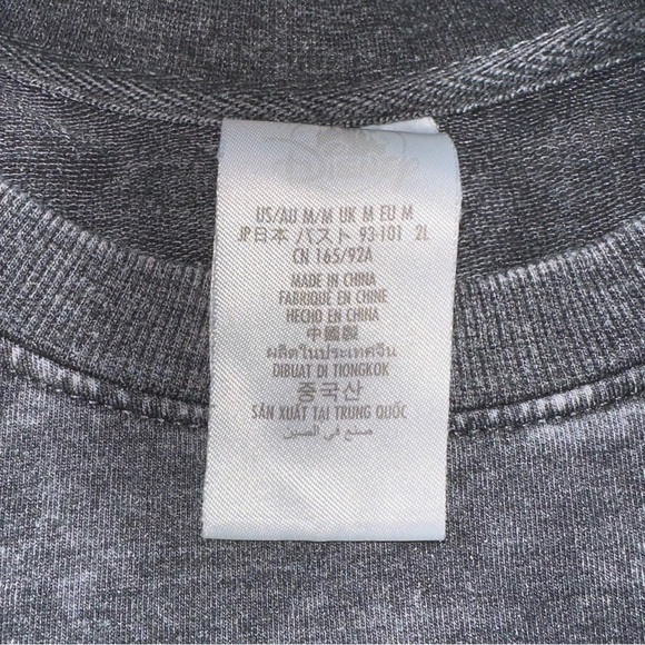 Disney women’s Gray Long Sleeve Shirt‎ - Picture 3 of 10